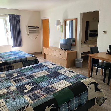 Deer Lodge Motel Sundance Eksteriør billede
