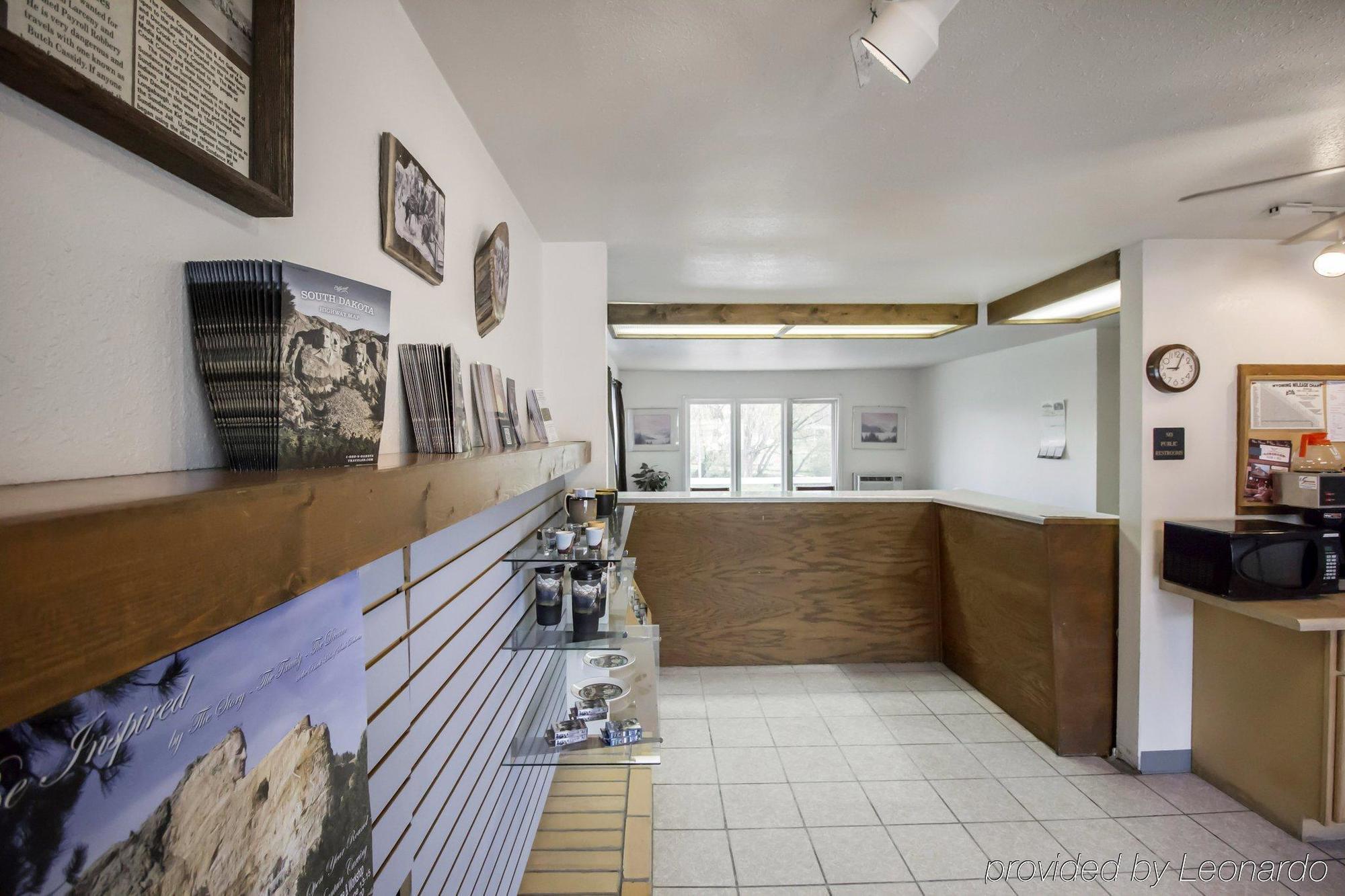 Deer Lodge Motel Sundance Eksteriør billede