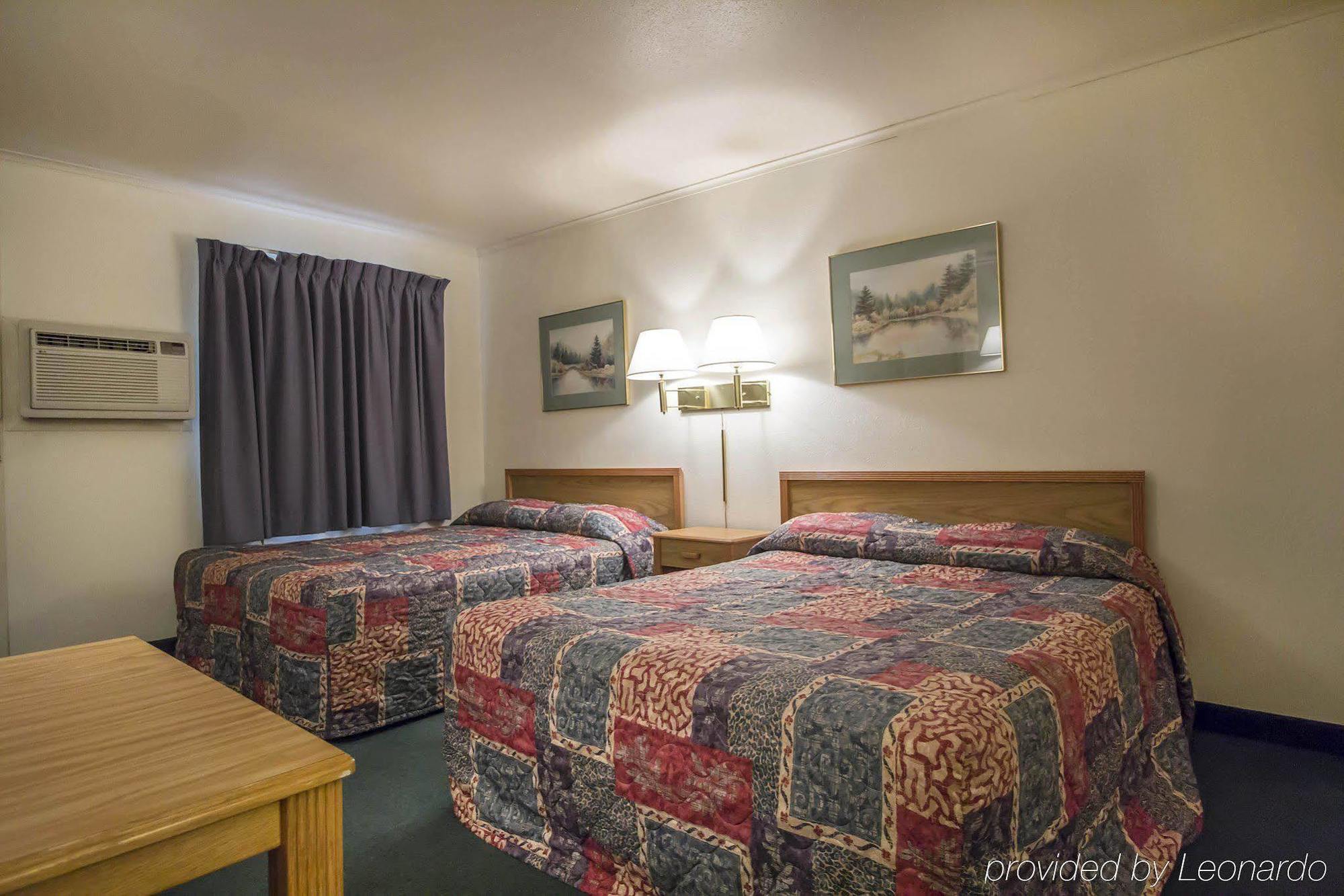 Deer Lodge Motel Sundance Eksteriør billede