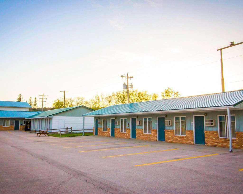 Deer Lodge Motel Sundance Eksteriør billede