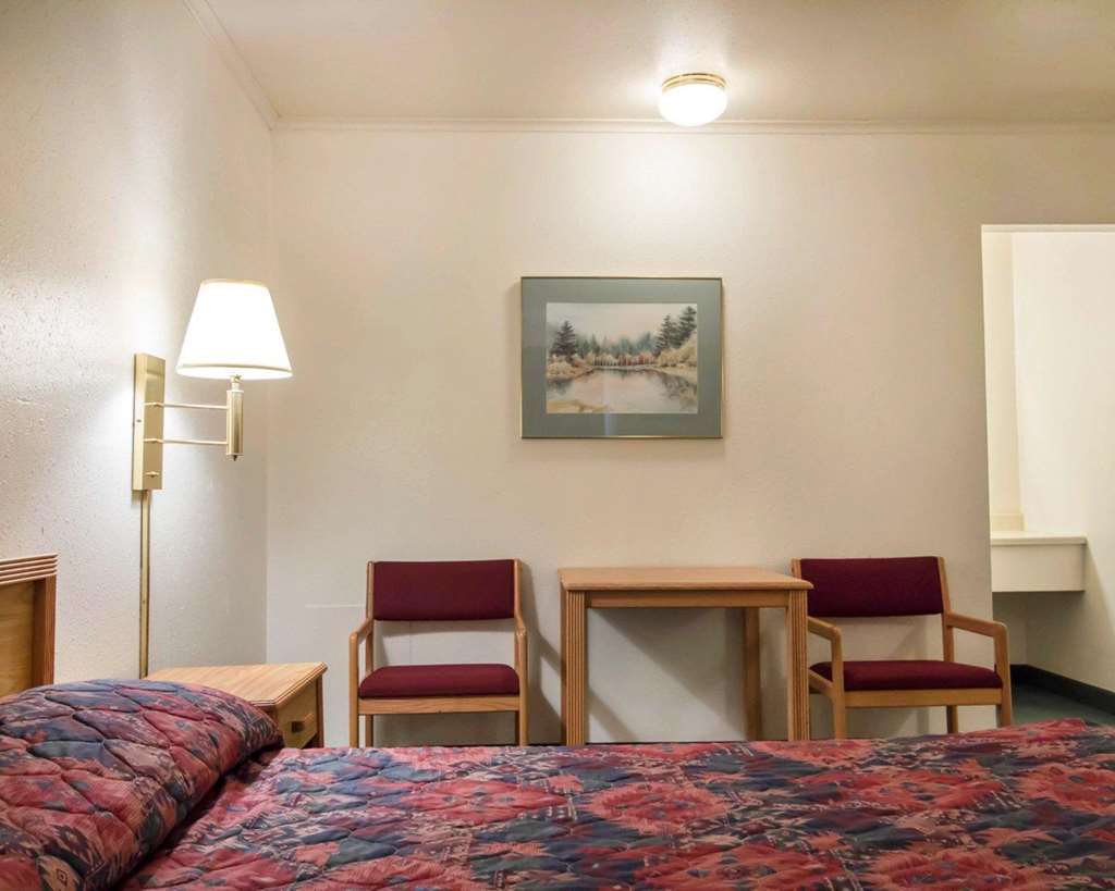 Deer Lodge Motel Sundance Værelse billede